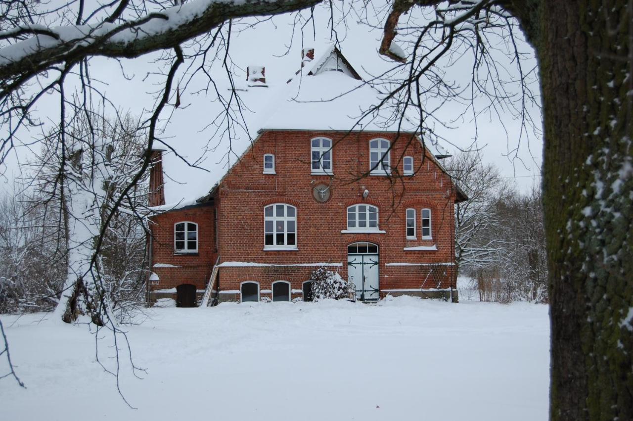 Ferienwohnung ehemalige Revierförsterei Morgensünn Kuhstorf Exteriör bild